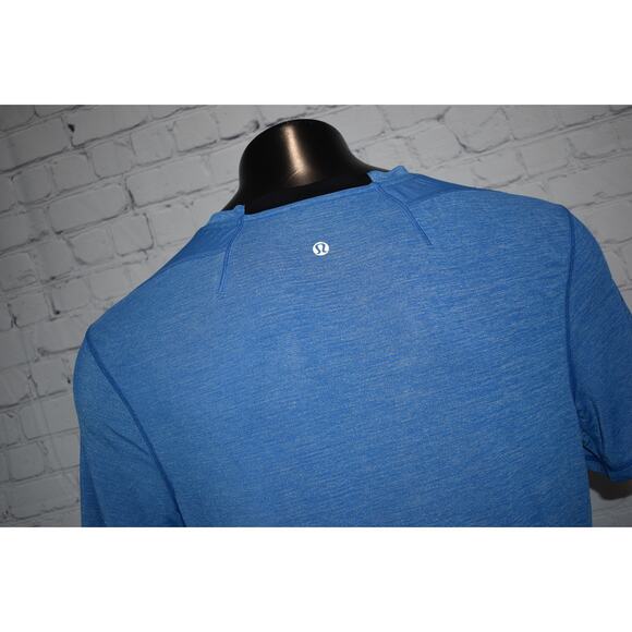 Lululemon Gym Shirt Mens Size Large Performance Polyester Blend Blue - Picture 6 of 9
